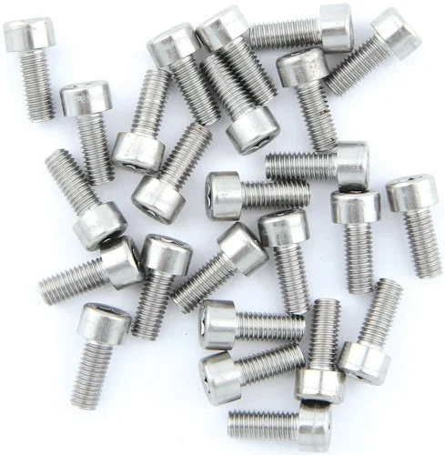koempf24-1129698